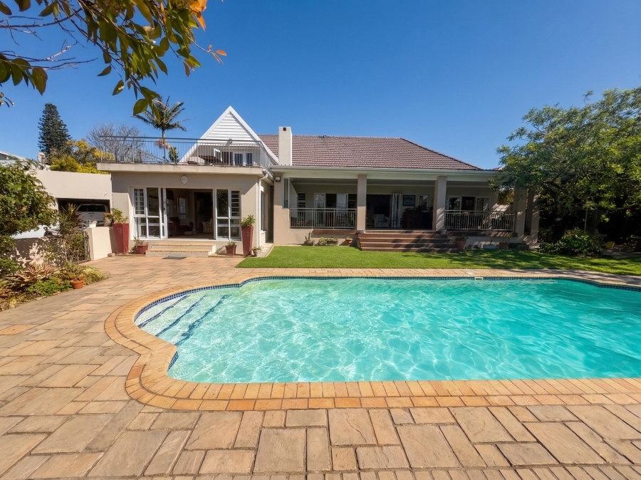 4 Bedroom Property for Sale in Nahoon Beach Eastern Cape